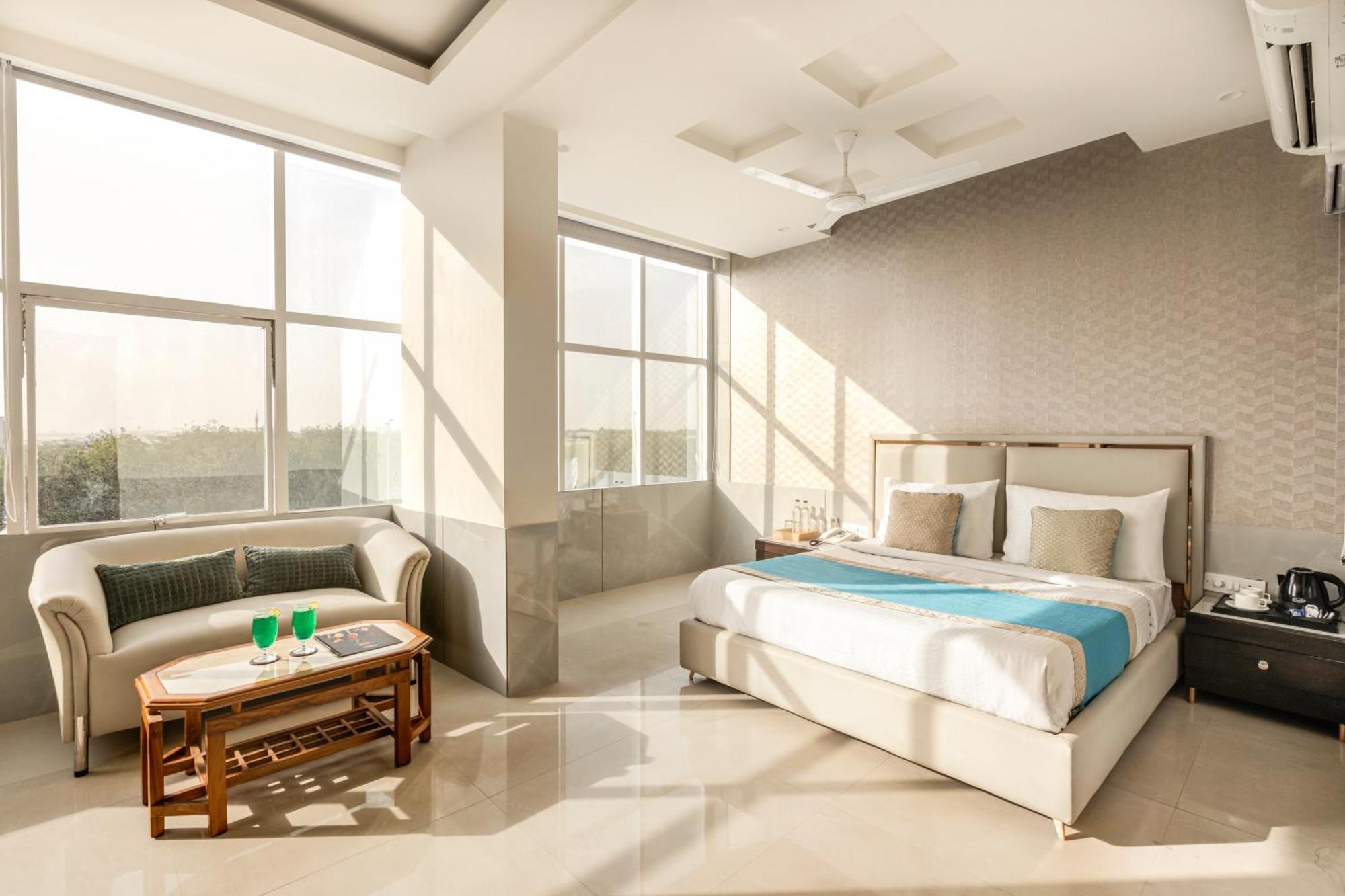 Hotel Aero Star Near Delhi Airport 新德里 外观 照片