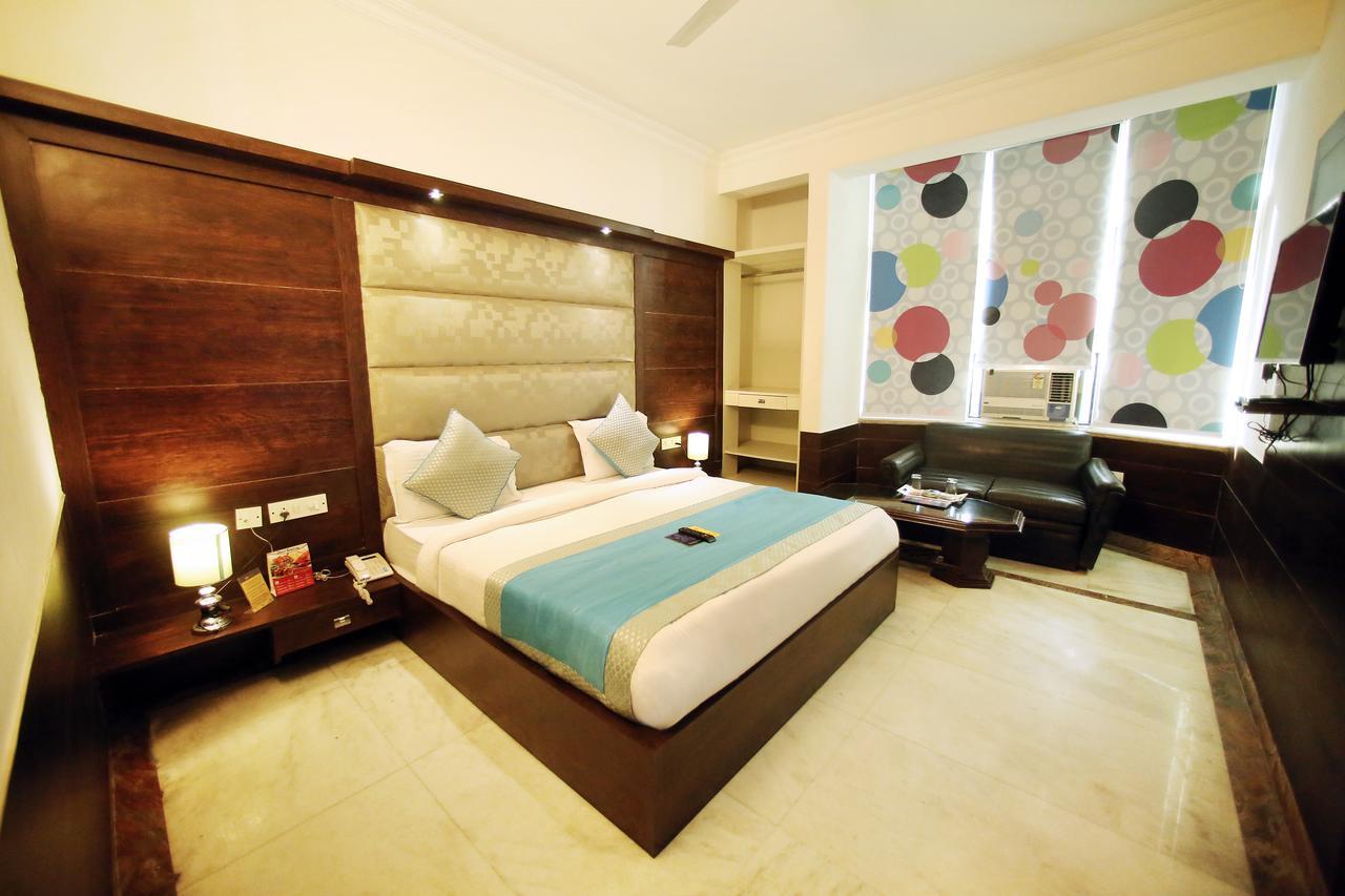 Hotel Aero Star Near Delhi Airport 新德里 外观 照片
