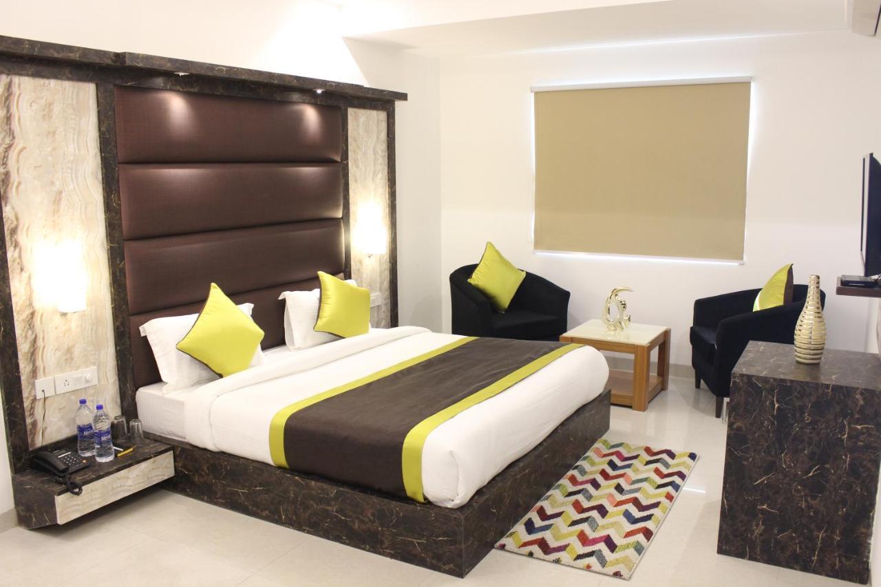 Hotel Aero Star Near Delhi Airport 新德里 外观 照片