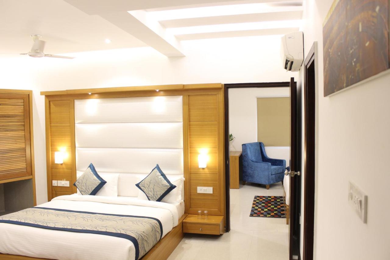 Hotel Aero Star Near Delhi Airport 新德里 外观 照片