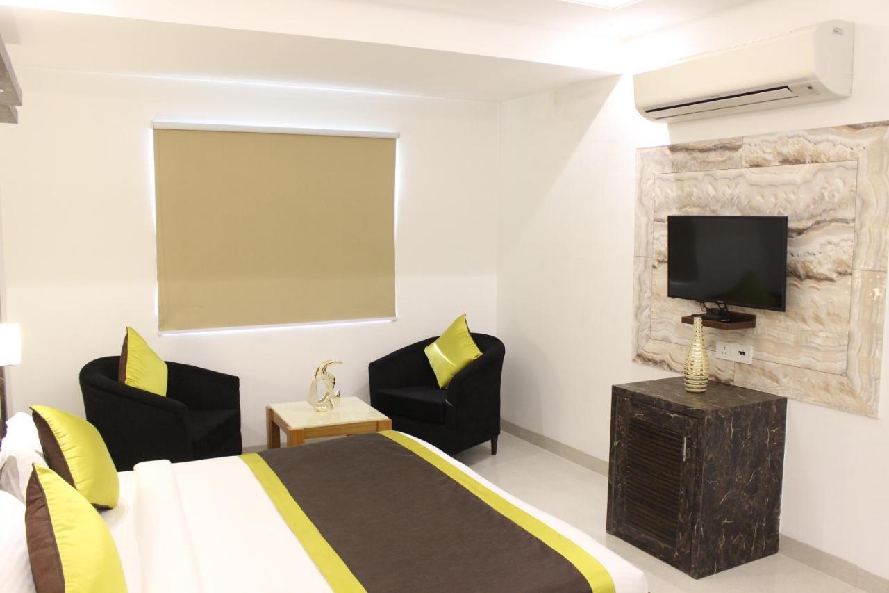 Hotel Aero Star Near Delhi Airport 新德里 外观 照片
