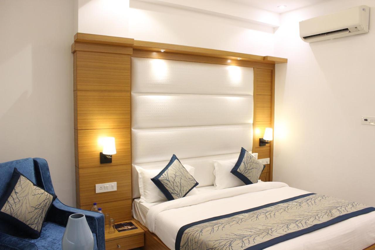 Hotel Aero Star Near Delhi Airport 新德里 外观 照片