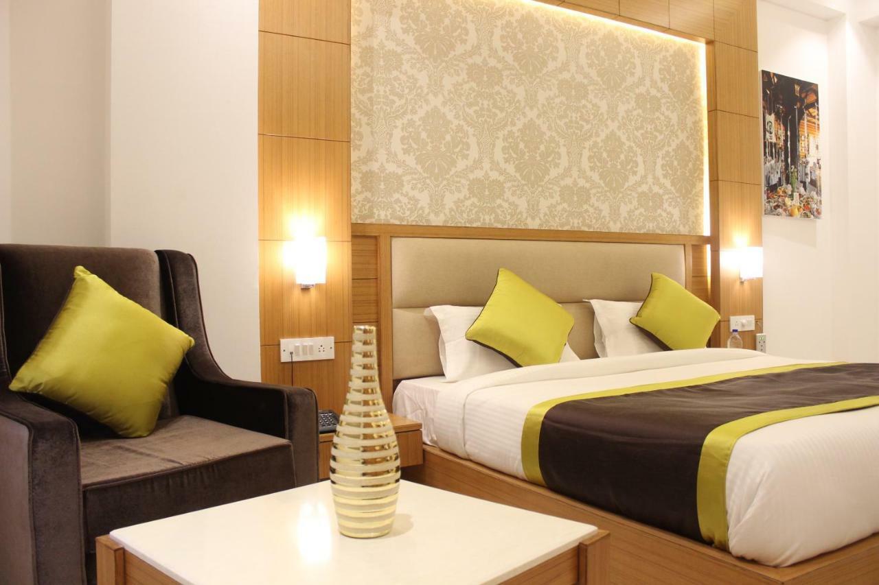 Hotel Aero Star Near Delhi Airport 新德里 外观 照片